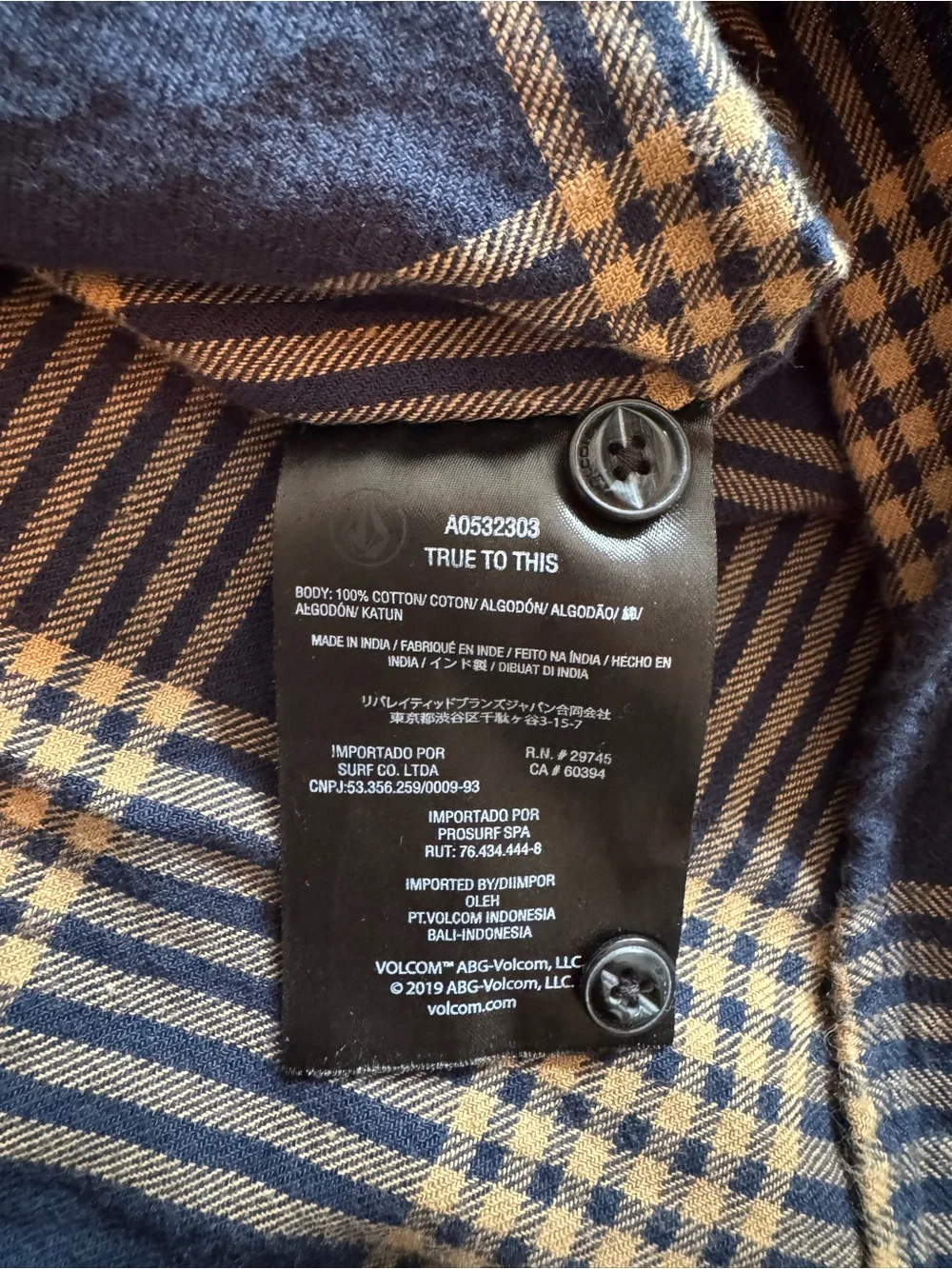 Volcom Navy and Cream Plaid Flannel Shirt - 100% Cotton - Picture 4 of 4